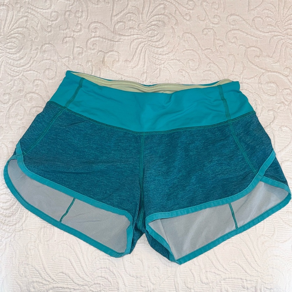 LuLuLemon Speed up shorts Size 2